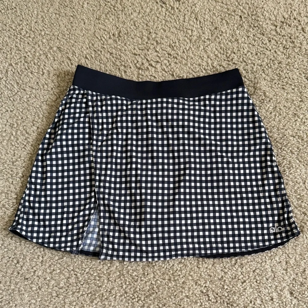 ALO Yoga black and white skirt